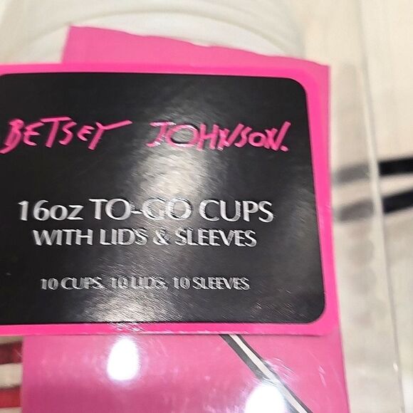 Betsey Johnson 16oz To-Go Lollipop Heart Cups, Kids, & Sleeves - Picture 5 of 5